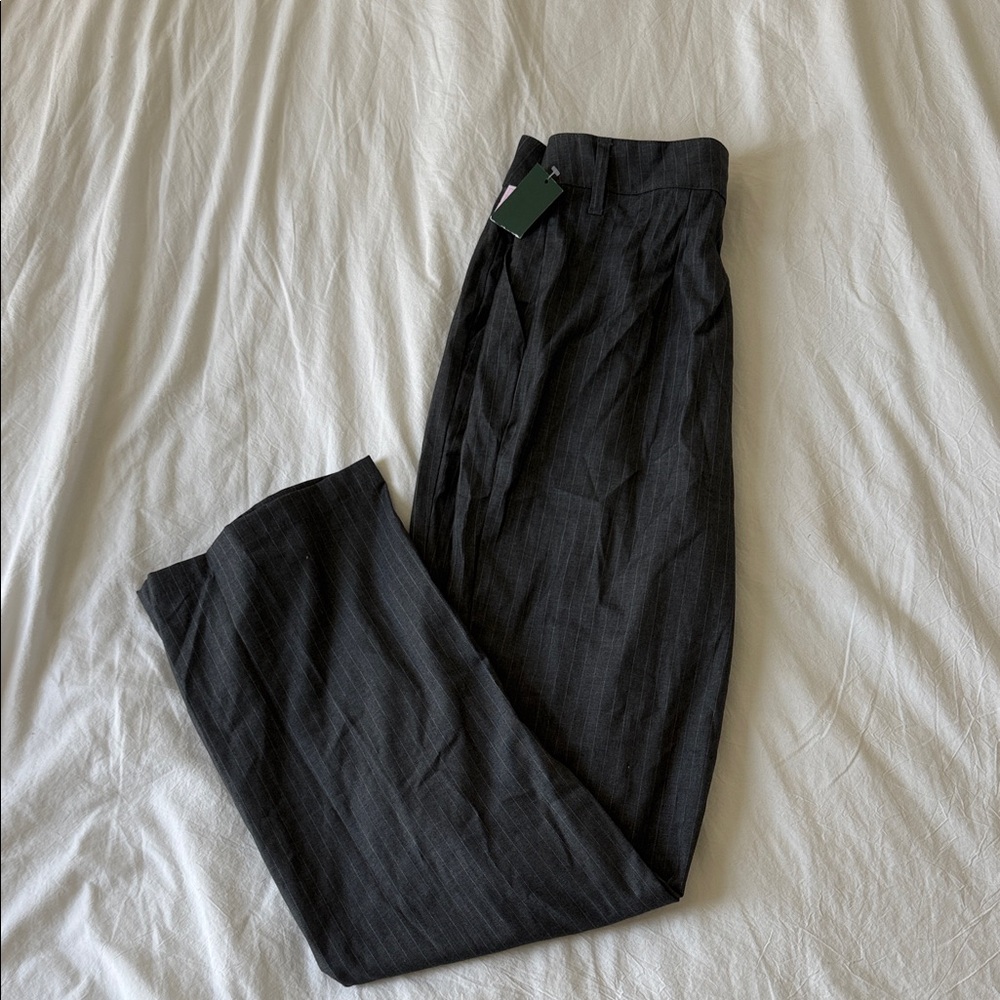 Women’s Gray and white stripe pants